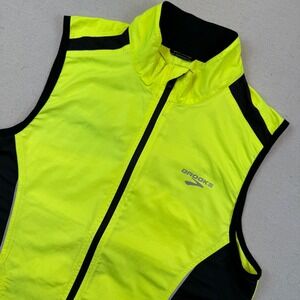 Brooks Small Running Vest Mens Neon Yellow Shelter Technology Reflective Zip